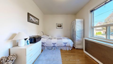 Photo 16 at 325 Waterloo Avenue, Bathurst Manor, Toronto