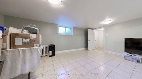Photo 21 at 325 Waterloo Avenue, Bathurst Manor, Toronto
