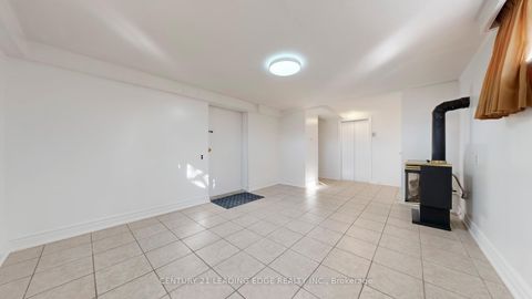Photo 27 at 325 Waterloo Avenue, Bathurst Manor, Toronto