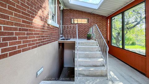 Photo 41 at 325 Waterloo Avenue, Bathurst Manor, Toronto