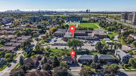 Photo 42 at 325 Waterloo Avenue, Bathurst Manor, Toronto