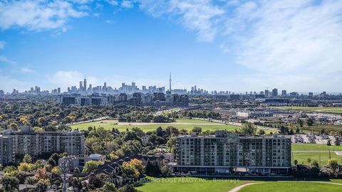 Photo 48 at 325 Waterloo Avenue, Bathurst Manor, Toronto