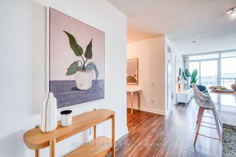 Photo 1 at 512 - 29 Singer Court, Bayview Village, Toronto