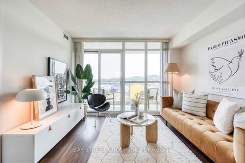 Photo 4 at 512 - 29 Singer Court, Bayview Village, Toronto