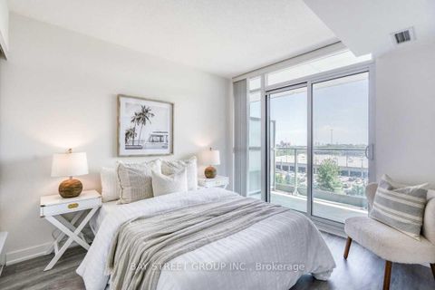 Photo 10 at 512 - 29 Singer Court, Bayview Village, Toronto