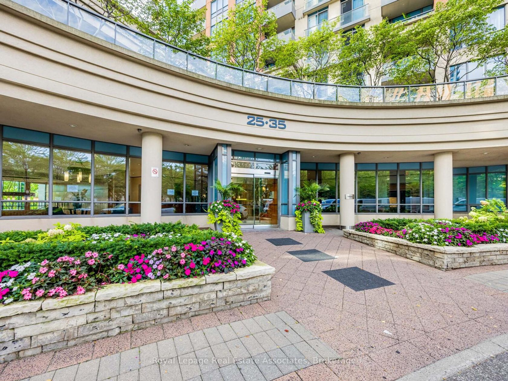 335 - 35 Viking Lane, City Centre West, Toronto 