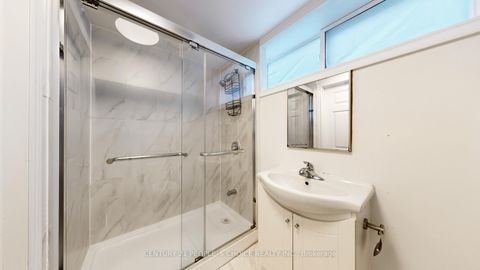 Photo 37 at 37 Foxrun Avenue, CFB, Toronto
