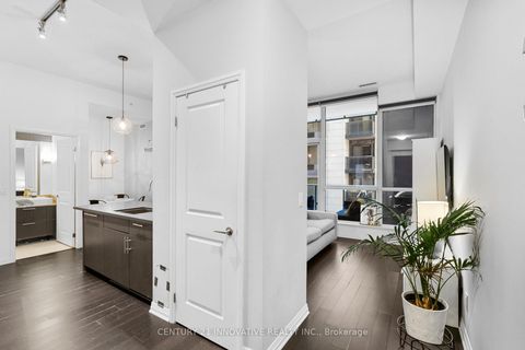 Photo 6 at 507 - 8 Mercer Street, Waterfront Communities C1, Toronto