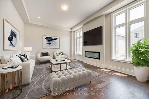 Photo 9 at 160 Winthrop Crescent, Vellore Village, Vaughan