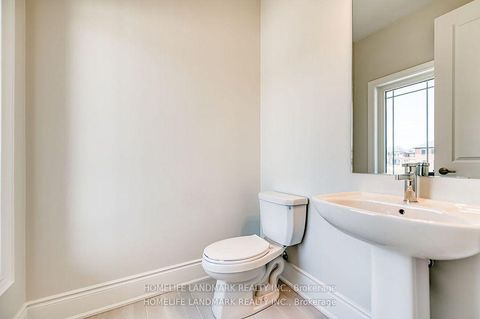 Photo 18 at 160 Winthrop Crescent, Vellore Village, Vaughan