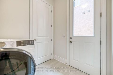 Photo 20 at 160 Winthrop Crescent, Vellore Village, Vaughan Photo 20 at 160 Winthrop Crescent, Vellore Village, Vaughan