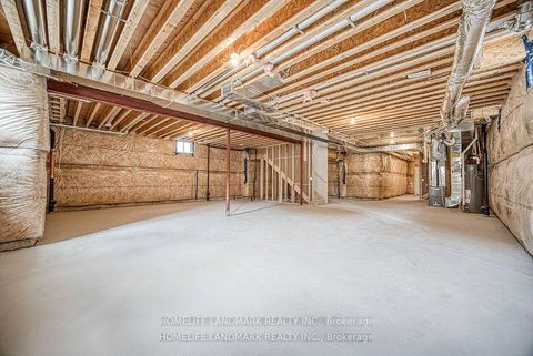 Photo 39 at 160 Winthrop Crescent, Vellore Village, Vaughan