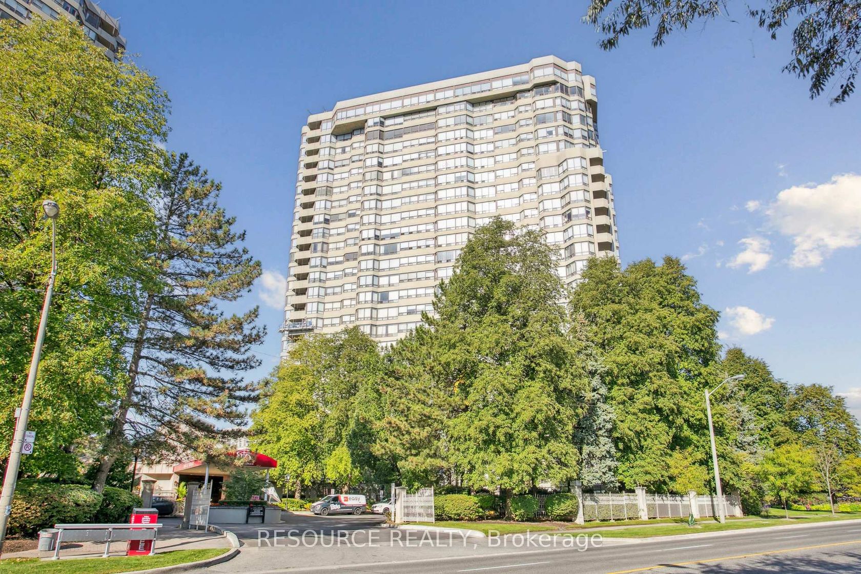 2001 - 1320 Islington Avenue, City Centre West, Toronto 