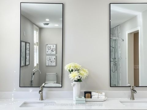 Photo 31 at 11 - 260 Russell Hill Road, Casa Loma, Toronto