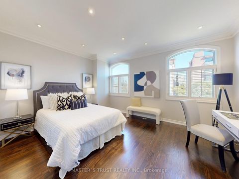 Photo 33 at 11 - 260 Russell Hill Road, Casa Loma, Toronto