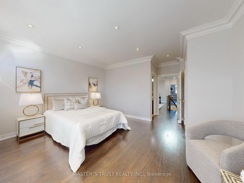Photo 38 at 11 - 260 Russell Hill Road, Casa Loma, Toronto