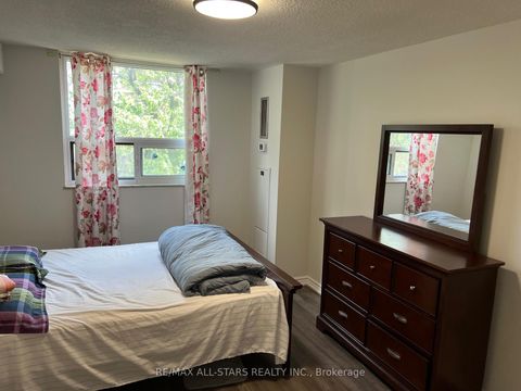 Photo 9 at 310 - 100 Prudential Drive, Dorset Park, Toronto
