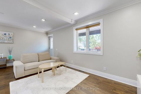 Photo 5 at 36 Juliet Crescent, Eglinton West, Toronto