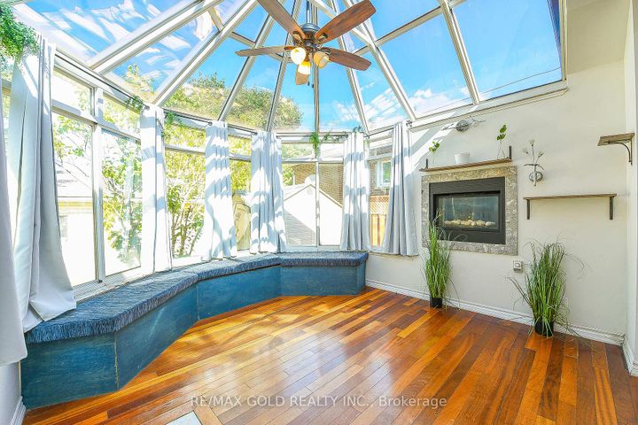 Photo 14 at 13 Foster Road, Malton, Mississauga