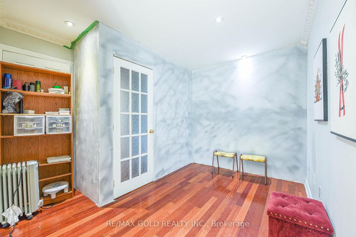 Photo 24 at 13 Foster Road, Malton, Mississauga