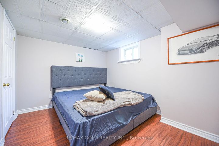Photo 34 at 13 Foster Road, Malton, Mississauga