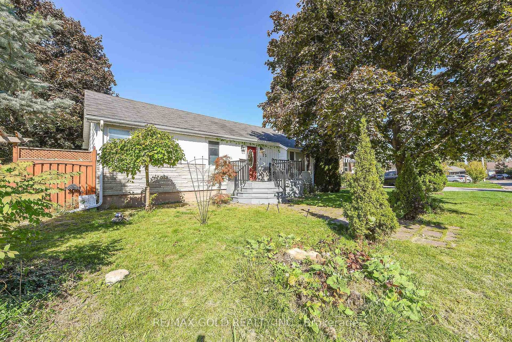 13 Foster Road, Malton, Mississauga by Loree Meneguzzi Real Estate 13 Foster Road, Malton, Mississauga