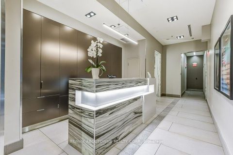 Photo 3 at 212 - 400 Wellington Street W, Waterfront Communities C1, Toronto