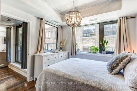 Photo 19 at 212 - 400 Wellington Street W, Waterfront Communities C1, Toronto