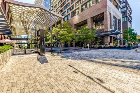Photo 33 at 212 - 400 Wellington Street W, Waterfront Communities C1, Toronto