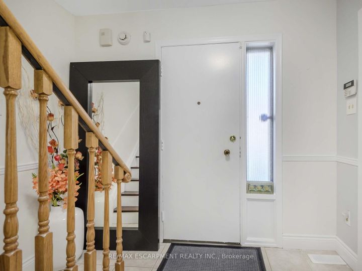Photo 3 at 59 - 331 Military Trail, Morningside, Toronto