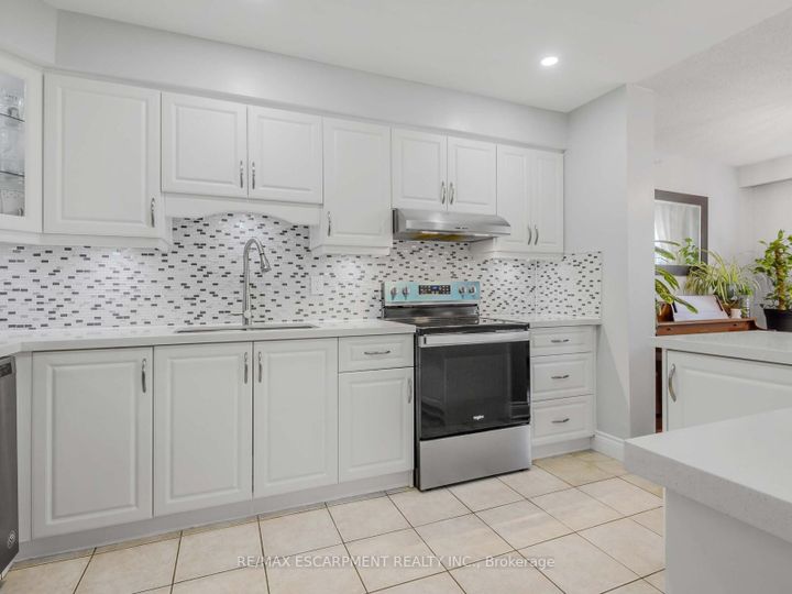 Photo 14 at 59 - 331 Military Trail, Morningside, Toronto