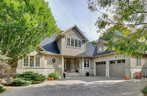 Photo 2 at 1227 Riverbank Way, RO River Oaks, Oakville