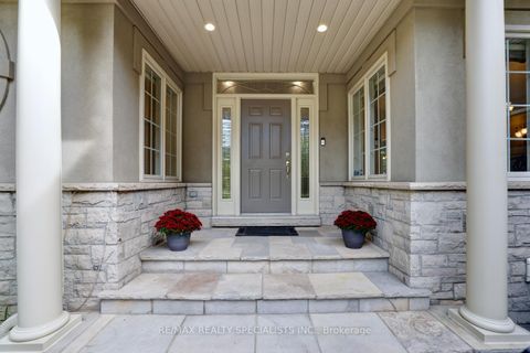 Photo 11 at 1227 Riverbank Way, RO River Oaks, Oakville