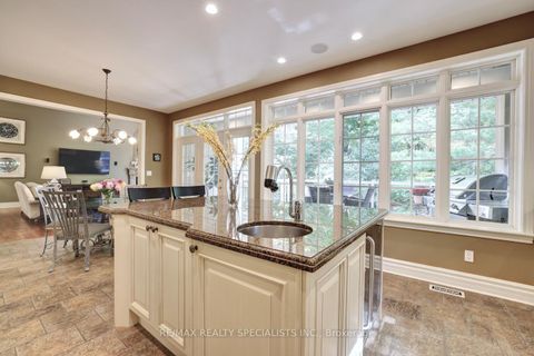 Photo 14 at 1227 Riverbank Way, RO River Oaks, Oakville