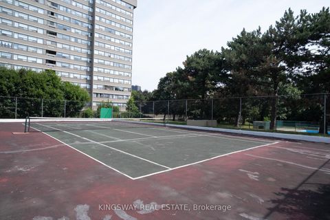 Photo 23 at 518 - 451 The West Mall Drive, Etobicoke West Mall, Toronto