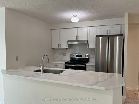 Photo 4 at 607 - 10 Queens Quay W, Waterfront Communities C1, Toronto