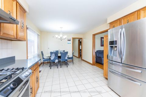 Photo 16 at 144 Jackman Crescent, West Woodbridge, Vaughan Photo 16 at 144 Jackman Crescent, West Woodbridge, Vaughan