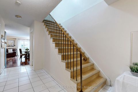 Photo 3 at 63 Revlis Crescent, L'Amoreaux, Toronto