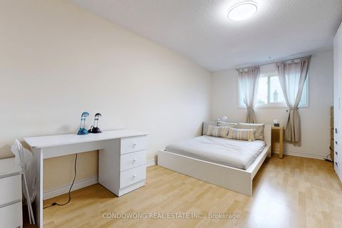 Photo 15 at 63 Revlis Crescent, L'Amoreaux, Toronto