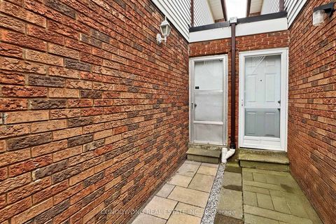 Photo 26 at 63 Revlis Crescent, L'Amoreaux, Toronto