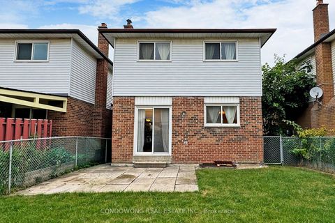 Photo 29 at 63 Revlis Crescent, L'Amoreaux, Toronto