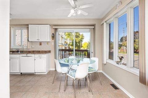 Photo 7 at 526 Renforth Drive, West Deane, Toronto