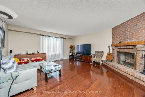 Photo 12 at 526 Renforth Drive, West Deane, Toronto