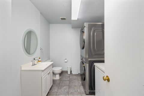 Photo 25 at 526 Renforth Drive, West Deane, Toronto