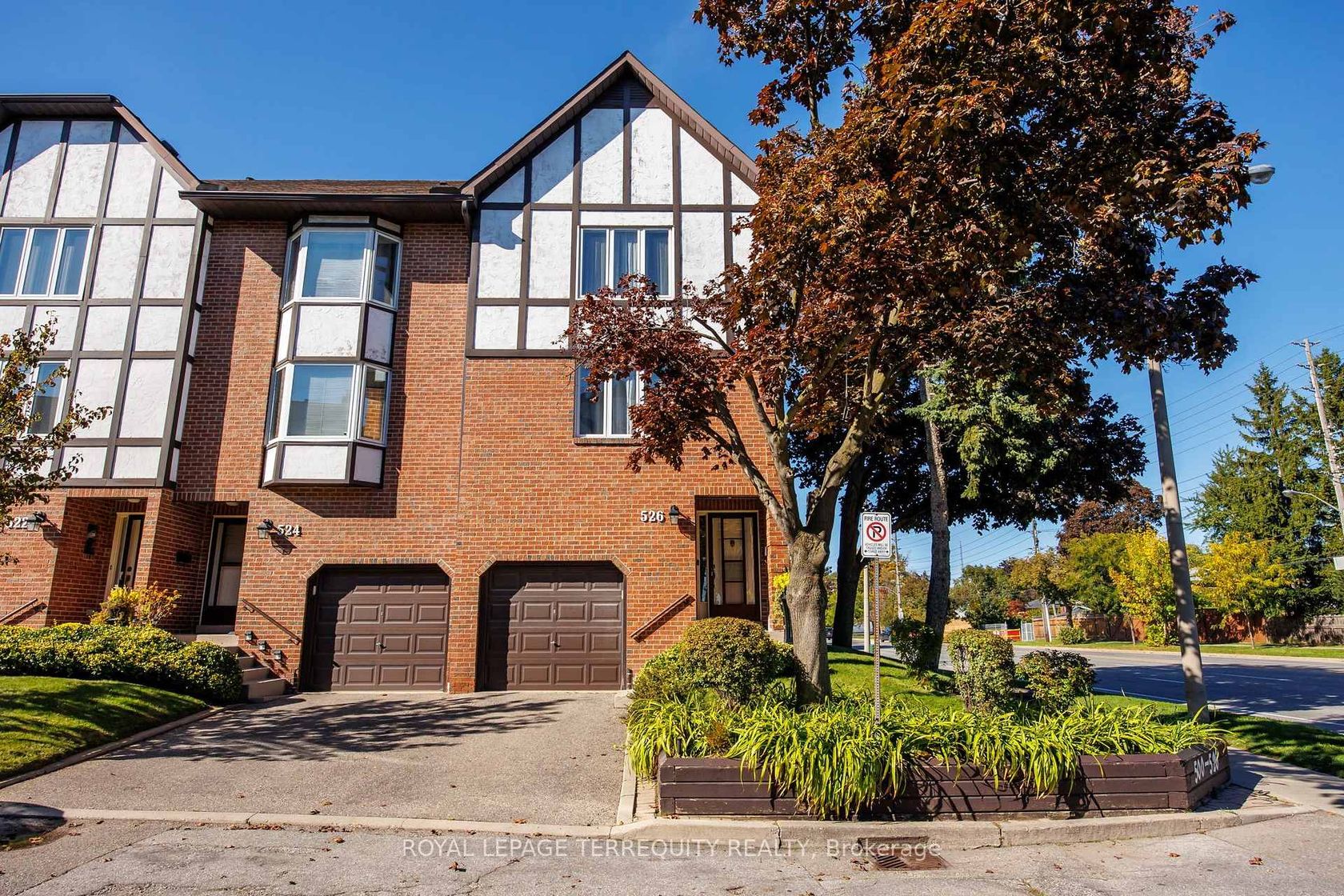 526 Renforth Drive, West Deane, Toronto 