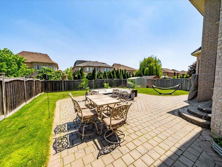 Photo 35 at 31 Eiffel Boulevard, Vales of Castlemore North, Brampton
