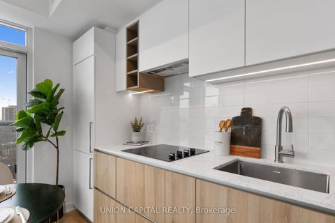 Photo 13 at 1612 - 319 Jarvis Street, Moss Park, Toronto