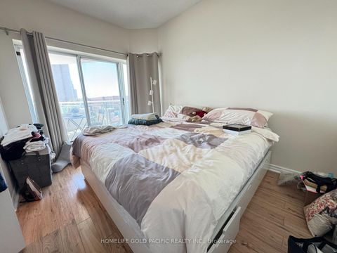 Photo 14 at 611 - 600 Queens Quay W, Waterfront Communities C1, Toronto