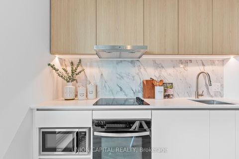 Photo 9 at PH06 - 1100 Sheppard Avenue W, York University Heights, Toronto