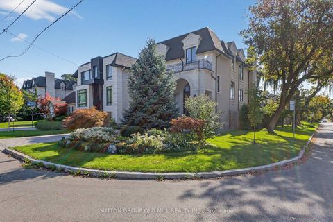 Photo 1 at 117 Norton Avenue, Willowdale East, Toronto